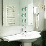 Turistica Casa Gabriela 3*
