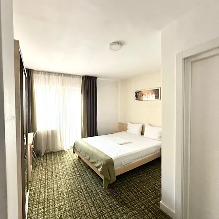 Turistica Casa Gabriela 3*