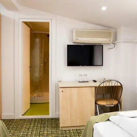 מלון Casa Gabriela בוקרשט