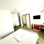 Turistica Casa Gabriela Hotell 3*
